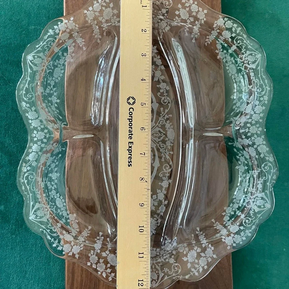 Vintage Cambridge Glass 5-part divided relish dish